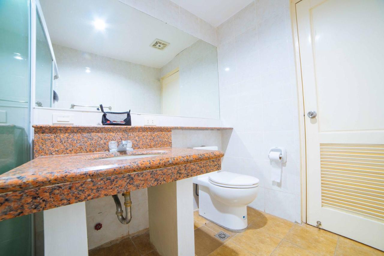 Reddoorz Premium @ Korea Town Angeles City Eksteriør billede