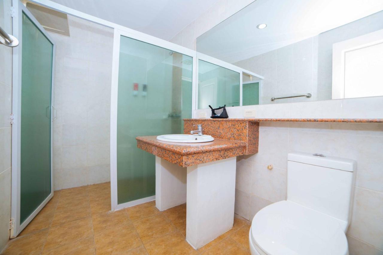 Reddoorz Premium @ Korea Town Angeles City Eksteriør billede